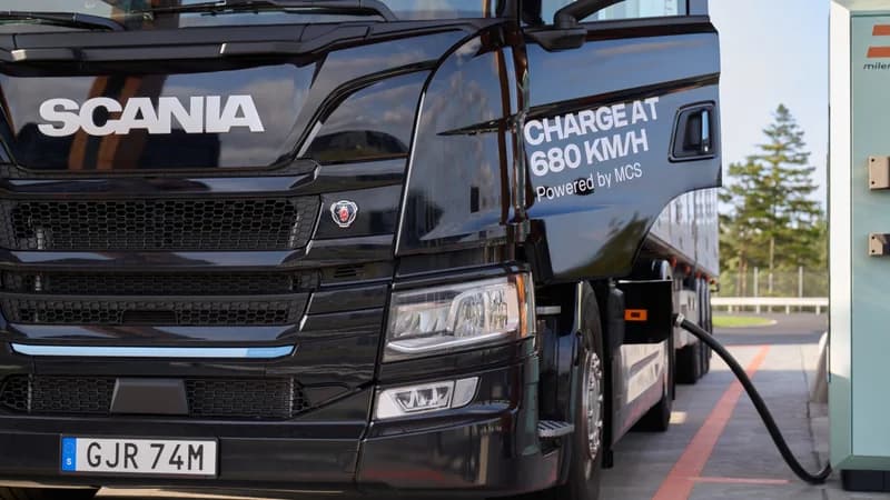 Scania Introduces Bidirectional Charging in the Megawatt Charging System