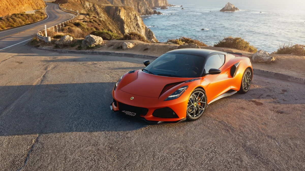 Lotus Emira 420 Sport: The British Brand Puts Driving Pleasure at the Center of the Game