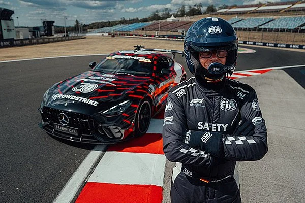 Mercedes Unveils New Safety Car for Formula 1