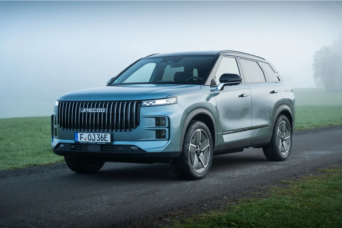 Exploring the Jaecoo 7 PHEV: A Touch of Range Rover
