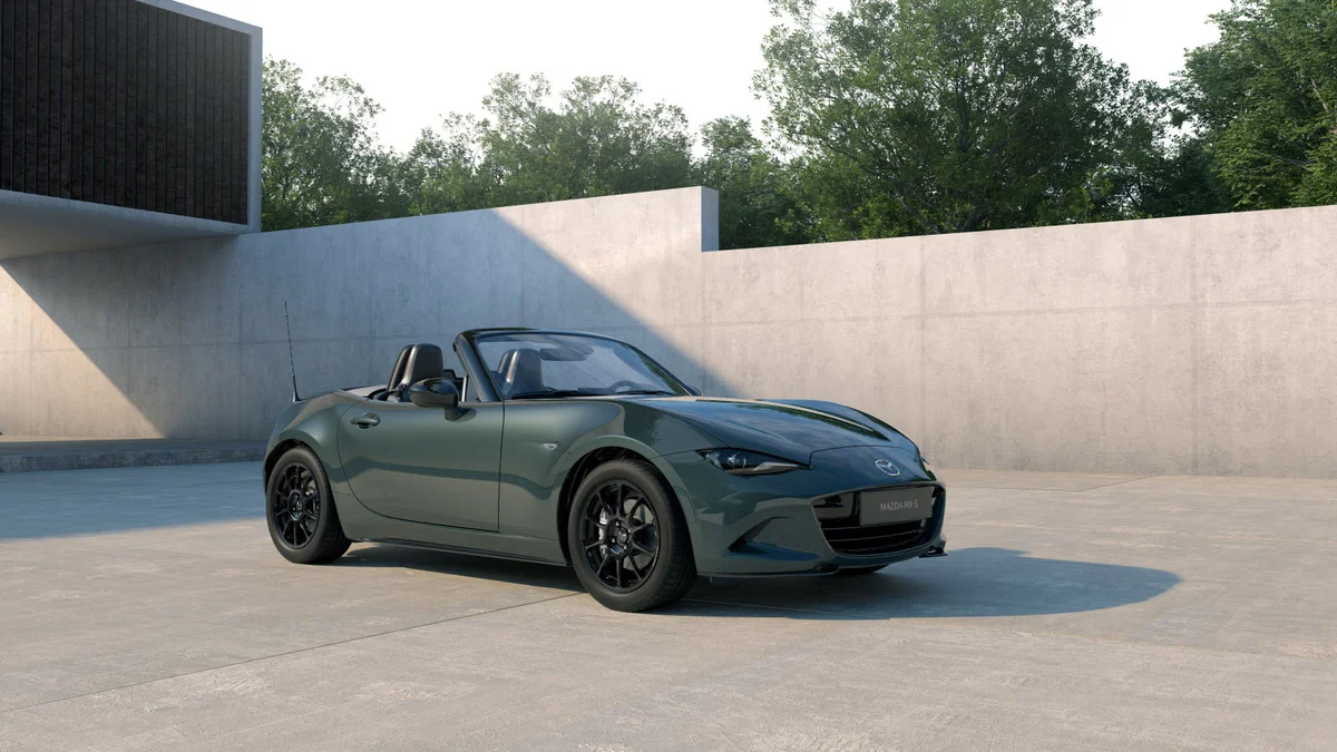 Mazda MX-5: The Iconic Roadster Resists Electrification