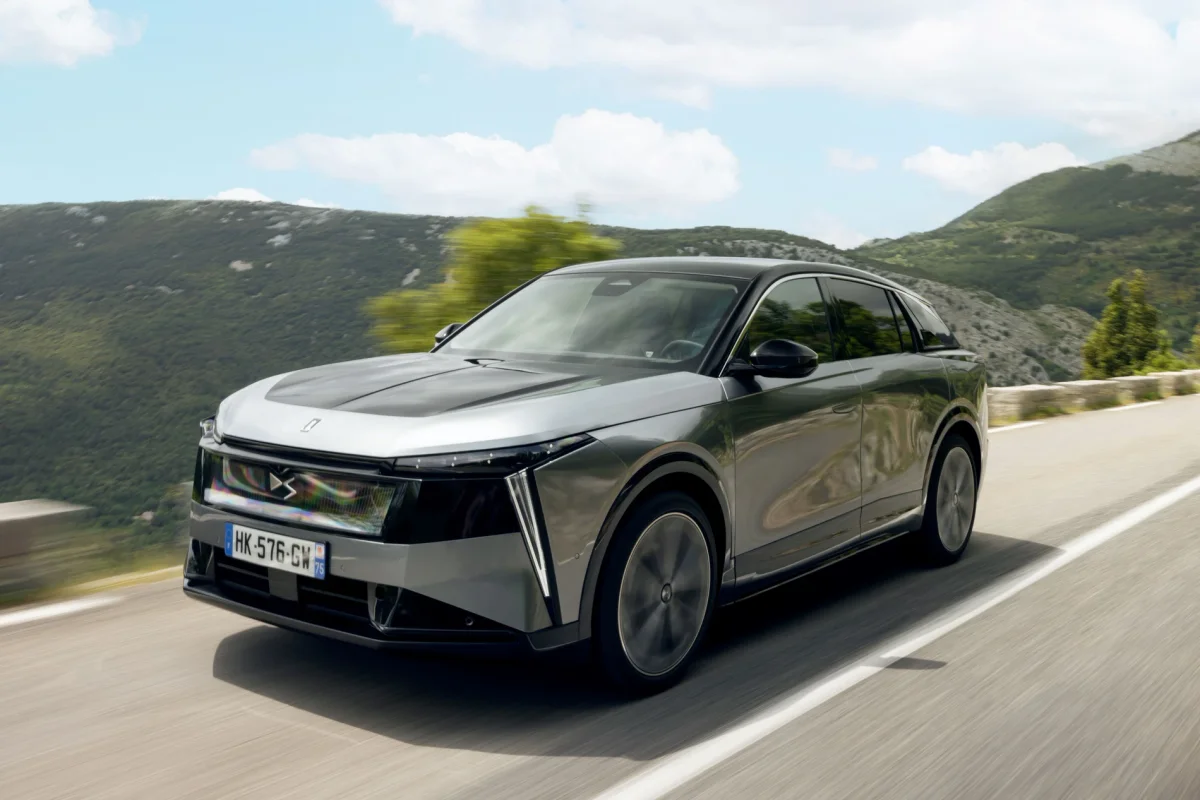 DS Numéro 7: A Stylish Electric SUV for the Modern Era