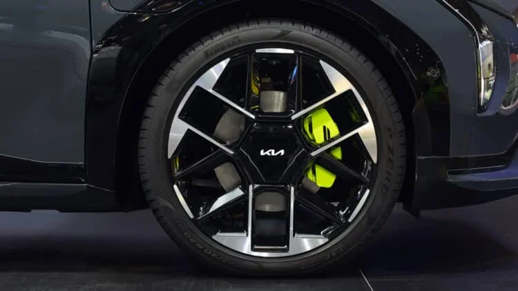 Kia Expands Its EV4 Range with Two New Versions