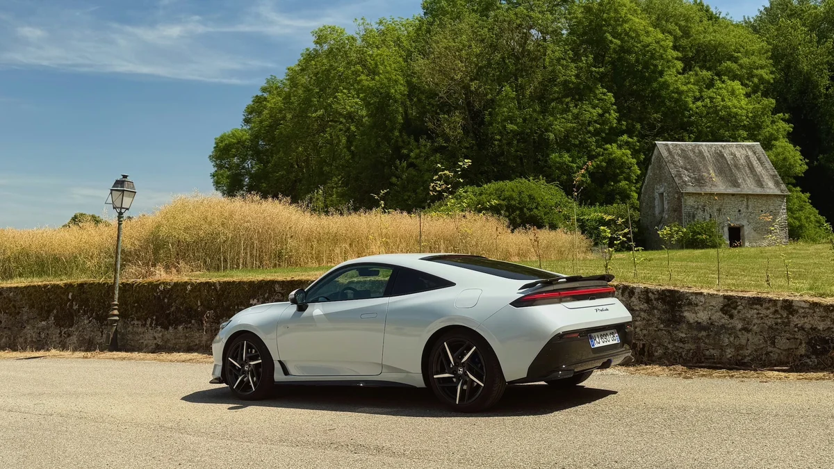 Honda Prelude: A Breath of Fresh Air in the Coupe Market