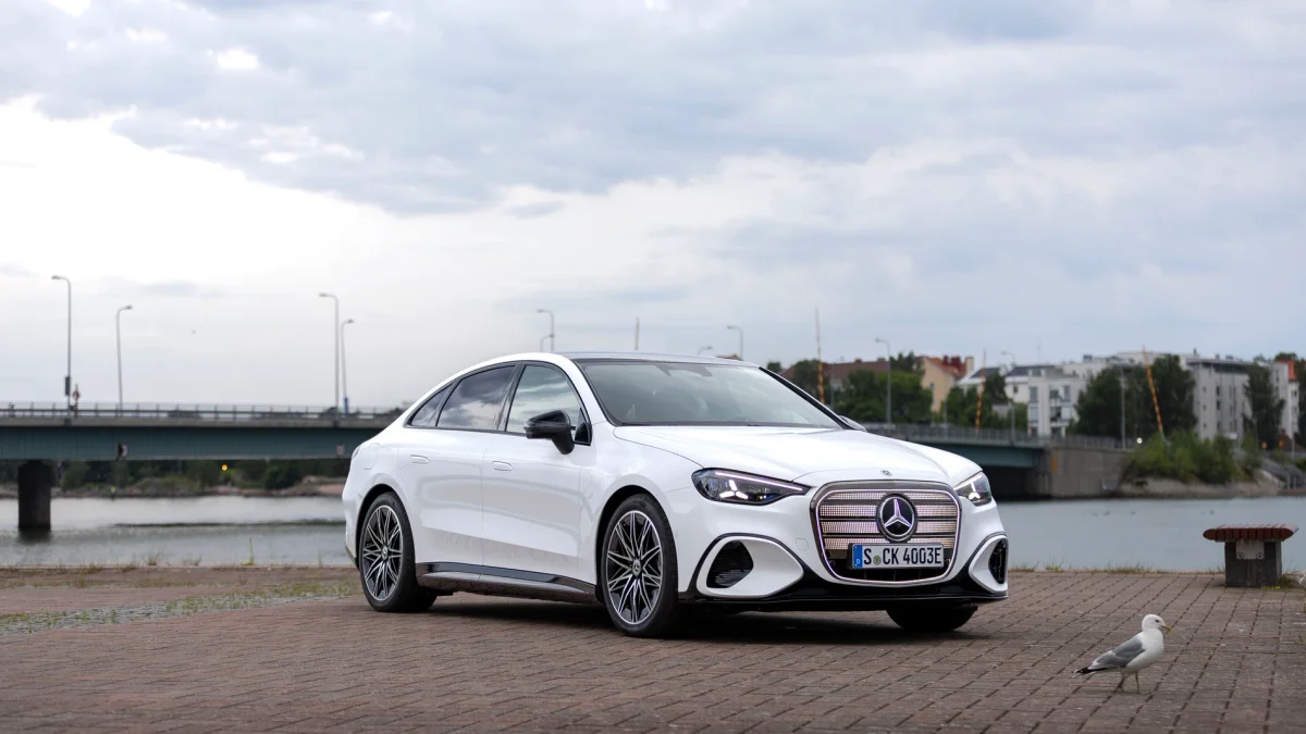 Mercedes-Benz C-Class Electric: A Luxurious and Powerful Entry