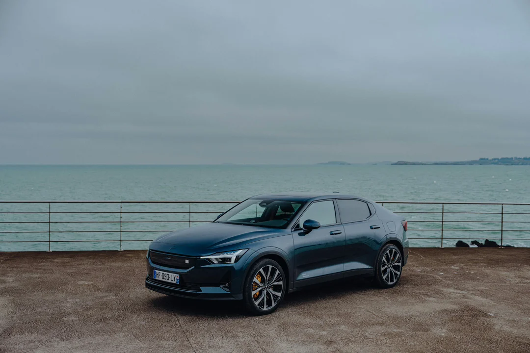 Polestar 2 Performance Review: 1750 km Behind the Wheel of the Scandinavian Electric Sedan